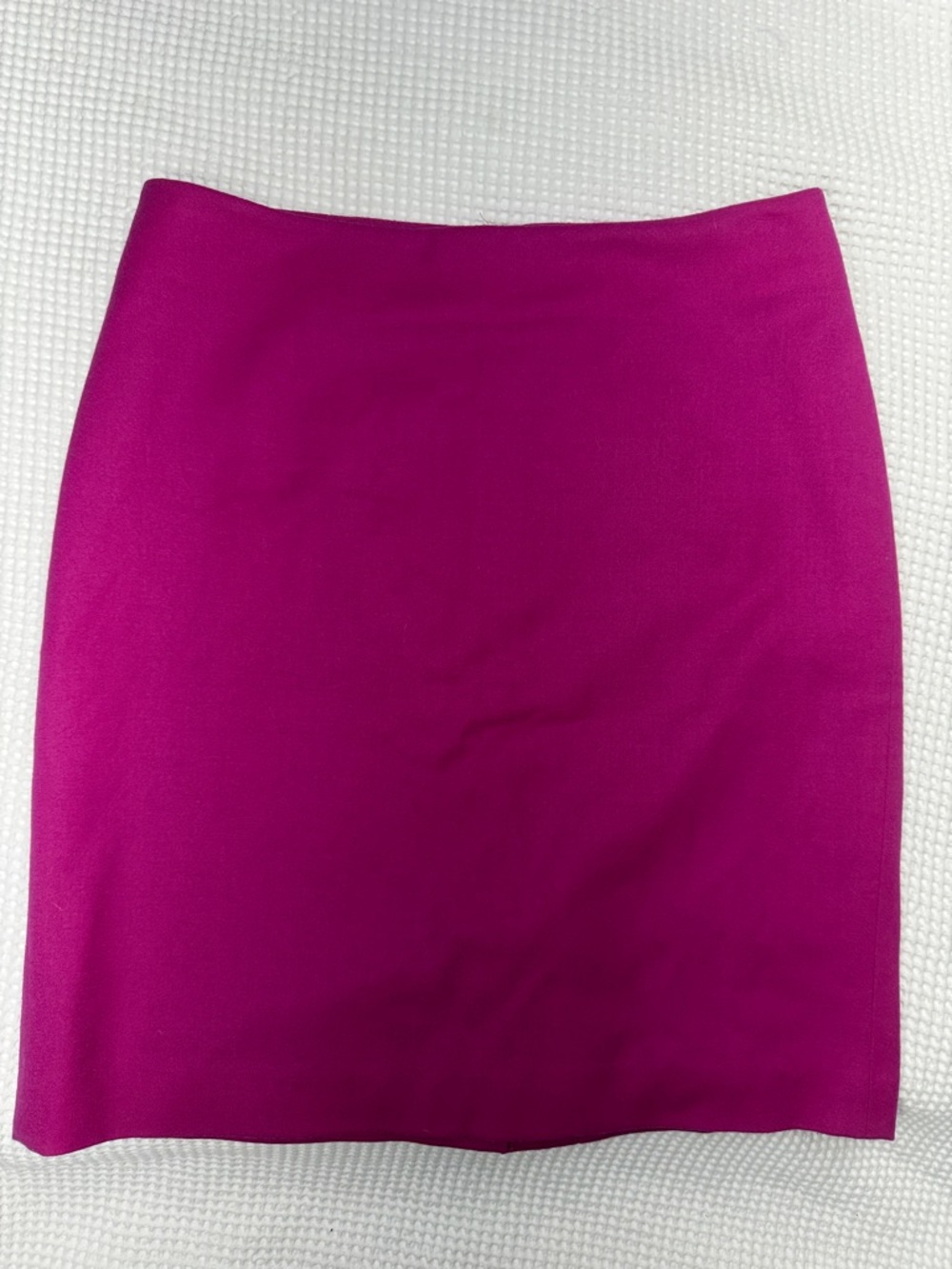 Wool Fuchsia Pencil Skirt - Women's Classic Fit - Size 4